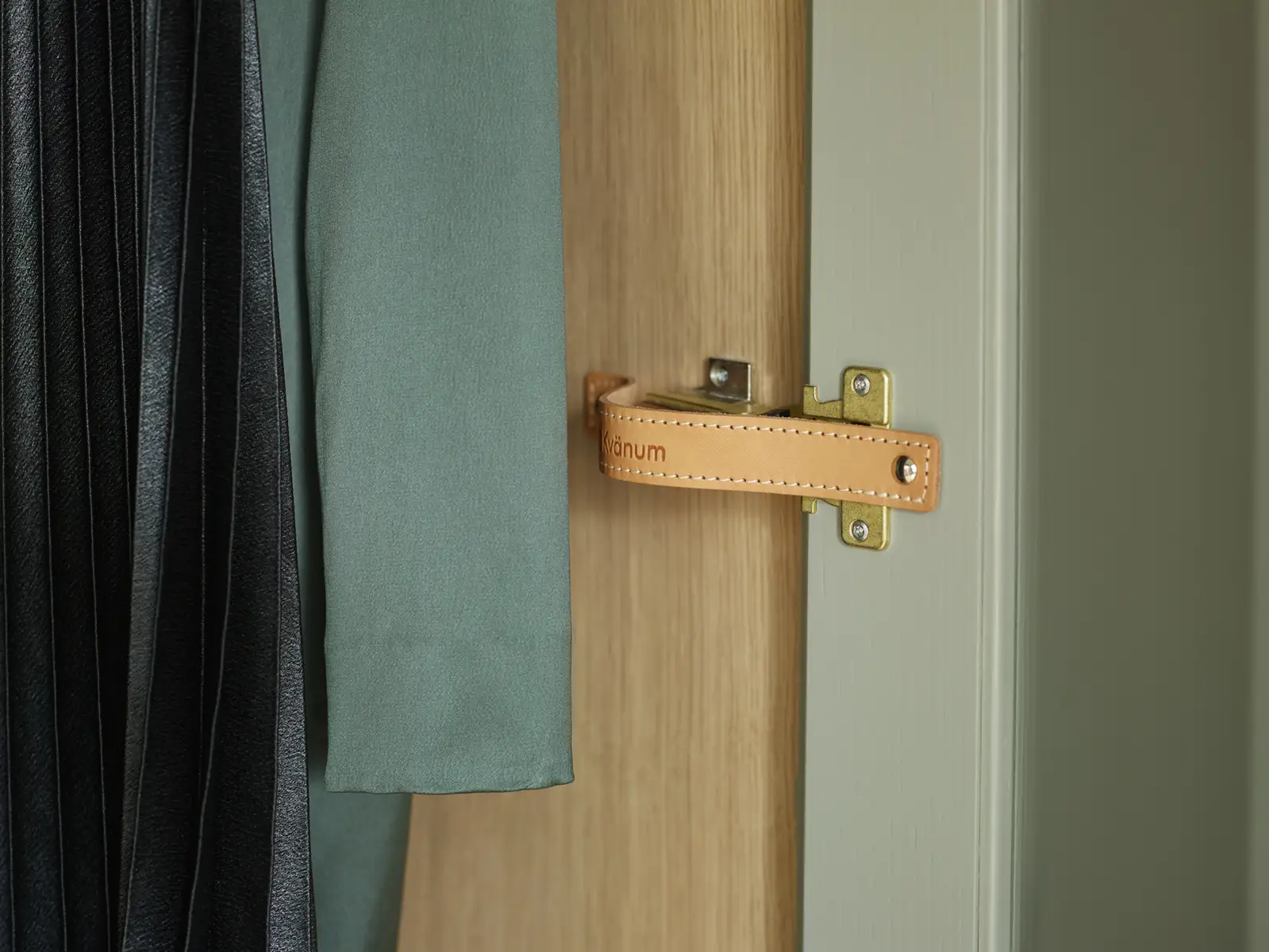 180419_broby_pigeon_17693-b